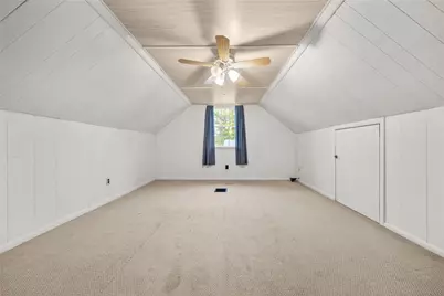 2300 Longcrest Ave, Bethel Park, PA 15102 - Photo 29