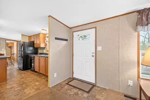 173 Cardinal Dr, Hempfield Township, PA 15644 - Photo 3