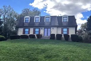 571 Aljo, Pittsburgh, PA 15241 - Photo 1
