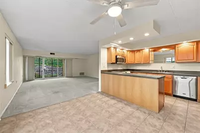 2120 Greentree Road #510E, Scott Township, PA 15220 - Photo 7
