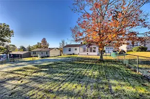 118 Mohican Dr, Hempfield Township, PA 15601 - Photo 29