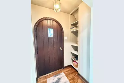 734 Shady Ln, Pittsburgh, PA 15228 - Photo 5
