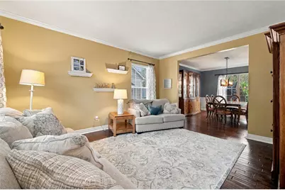 621 Alex Ct, Cranberry Township, PA 16066 - Photo 5
