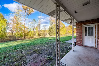 1489 W Sunbury Rd, Clay Township, PA 16061 - Photo 5