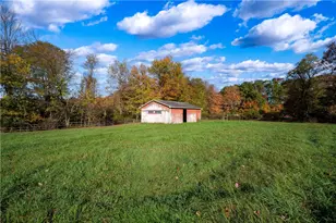 1489 W Sunbury Rd, Clay Township, PA 16061 - Photo 9