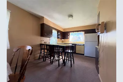 282 Pleasant View Dr, East Franklin Township, PA 16201 - Photo 9