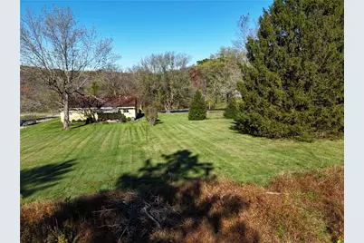 282 Pleasant View Dr, East Franklin Township, PA 16201 - Photo 3