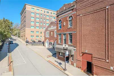129 N Pennsylvania Ave, Greensburg, PA 15601 - Photo 3