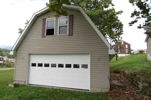 46 Memorial Dr, Perryopolis, PA 15473 - Photo 5
