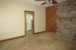 46 Memorial Dr, Perryopolis, PA 15473 - Photo 9