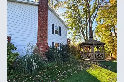 700 Ridgeway Ave, Grove City Boro, PA 16127 - Photo 3