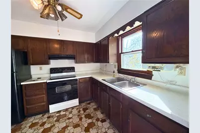 700 Ridgeway Ave, Grove City Boro, PA 16127 - Photo 17