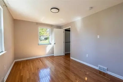 140 Lawrence Ave, Pittsburgh, PA 15238 - Photo 9