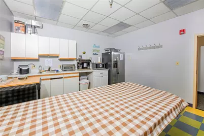 200 Renaissance Dr, Butler, PA 16001 - Photo 23