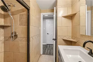 654 Northcrest Dr, Pittsburgh, PA 15226 - Photo 23