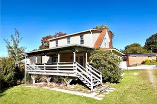 808 Davidson Ave, South Connellsville, PA 15425 - Photo 3