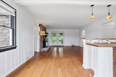 2947 Chautauqua Dr, Hampton, PA 15044 - Photo 13