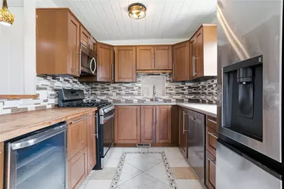 2947 Chautauqua Dr, Hampton, PA 15044 - Photo 15