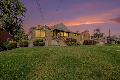 2214 Old Oak Dr, Pittsburgh, PA 15220 - Photo 3