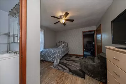 512 Reynolds St, McKeesport, PA 15132 - Photo 15