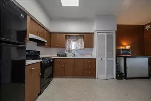 512 Reynolds St, McKeesport, PA 15132 - Photo 11
