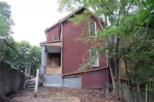 1013 Oak Ave, Turtle Creek, PA 15145 - Photo 23