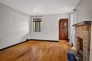 2214 Laketon Rd, Pittsburgh, PA 15221 - Photo 9