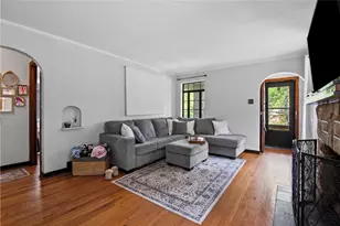 2214 Laketon Rd, Pittsburgh, PA 15221 - Photo 11