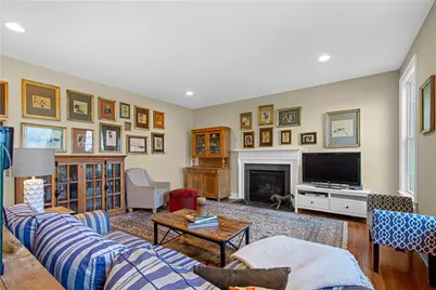 2002 Berkley Ridge Drive, South Fayette, PA 15057 - Photo 9