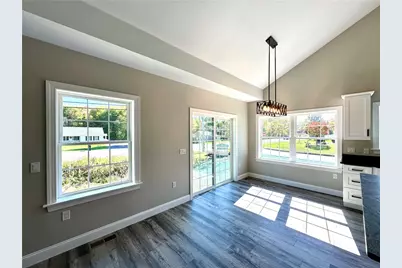 2970 Green Leaf Crt, Neshannock Township, PA 16105 - Photo 25