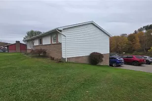 2373 Redding Run Rd, Washington/Creekside, PA 15747 - Photo 3