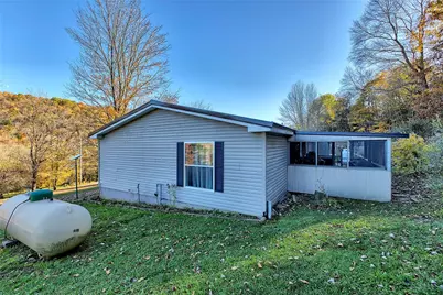 2815 Pine Vale Rd, Montgomery-Grant, PA 15742 - Photo 35