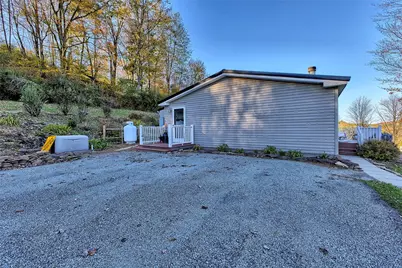 2815 Pine Vale Rd, Montgomery-Grant, PA 15742 - Photo 25
