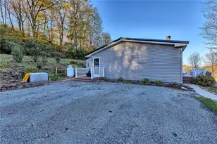 2815 Pine Vale Rd, Montgomery-Grant, PA 15742 - Photo 25