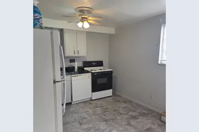 3 Fairlawn Blvd #D, Zelienople, PA 16063 - Photo 3