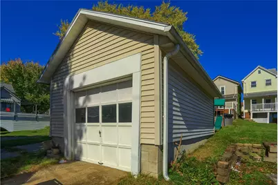 435 Line Ave, Ellwood City, PA 16117 - Photo 5