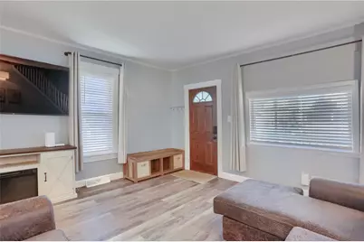 435 Line Ave, Ellwood City, PA 16117 - Photo 9