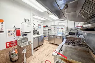 300 Main St, Volant Boro, PA 16156 - Photo 19