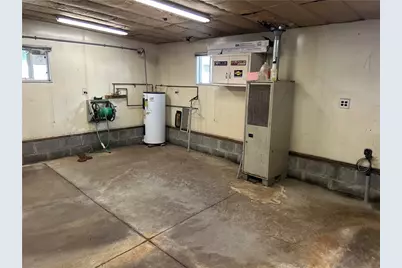 718 E Reynolds St, New Castle, PA 16101 - Photo 31