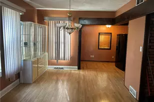 718 E Reynolds St, New Castle, PA 16101 - Photo 7