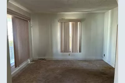 718 E Reynolds St, New Castle, PA 16101 - Photo 9