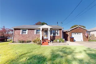 318 Beechwood Ave, Farrell, PA 16121 - Photo 1