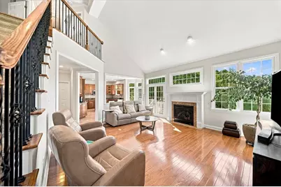 2517 Matterhorn Dr, Pittsburgh, PA 15090 - Photo 11