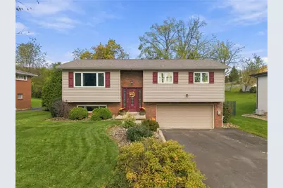 122 Manchester, Hempfield Township, PA 15642 - Photo 1