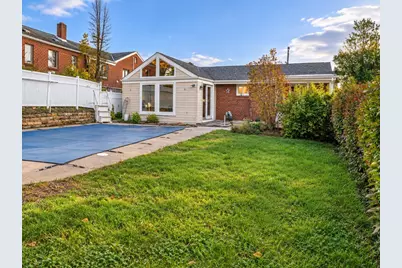 921 Shadycrest Rd, Beechview, PA 15216 - Photo 27