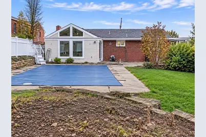 921 Shadycrest Rd, Beechview, PA 15216 - Photo 25