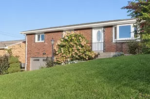 921 Shadycrest Rd, Beechview, PA 15216 - Photo 3