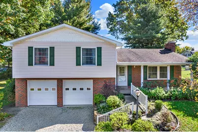 617 Woodburn Ln, Hempfield Township, PA 15601 - Photo 1