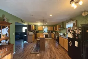 216 Shannon Rd, Raccoon Township, PA 15001 - Photo 9