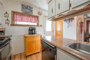 508 N 3rd St, Jeannette, PA 15644 - Photo 13